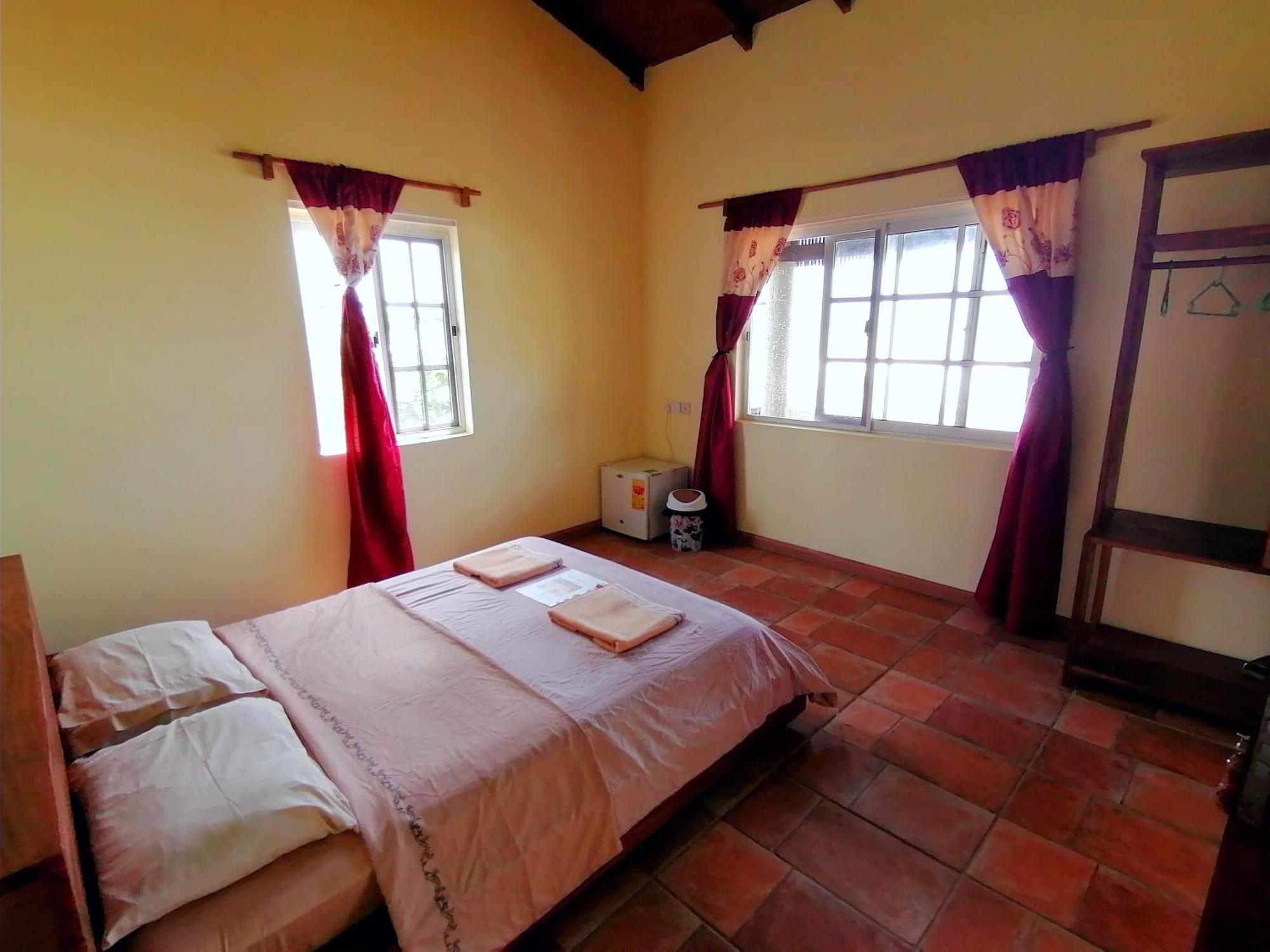 Afro Beach Eco Resort Butre Habitación foto