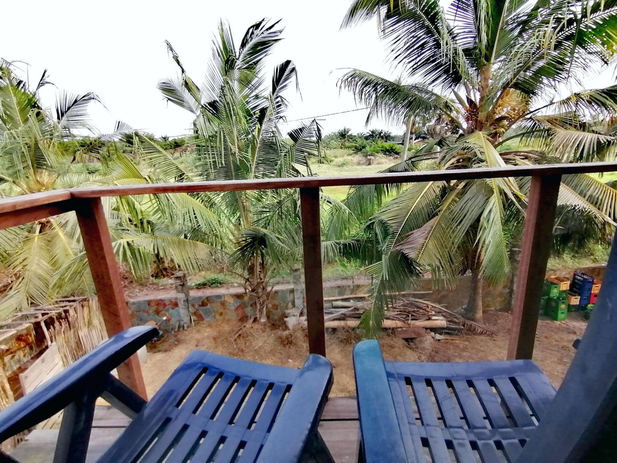 Afro Beach Eco Resort Butre Habitación foto
